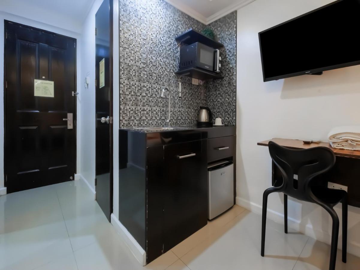 Capital O 860 Nest Nano Suites Makati Makati City Exterior foto