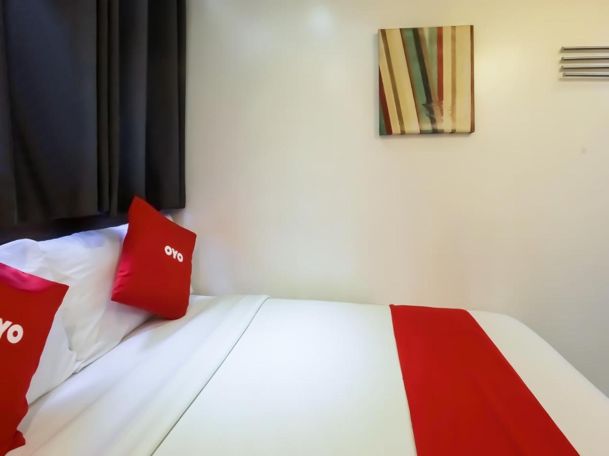 Capital O 860 Nest Nano Suites Makati Makati City Exterior foto